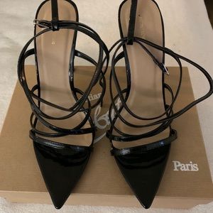 Lace up point toe heel